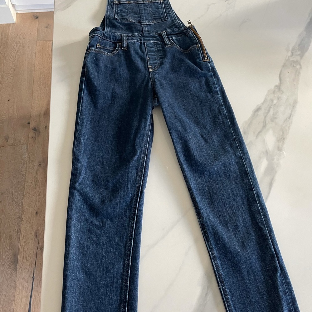 Levis size 25 Overalls
